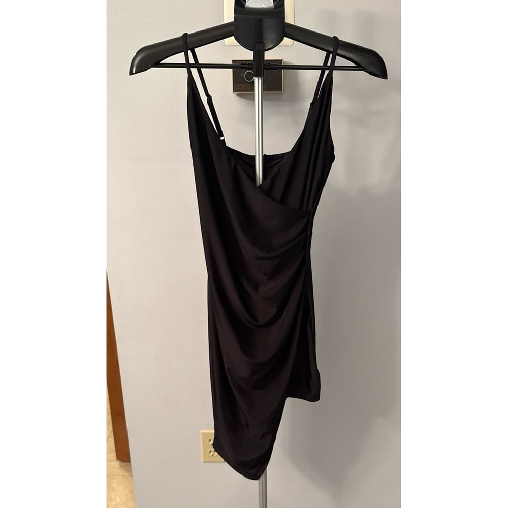 Forever 21‎ Women's Black Spaghetti Strap Mini Dress Size Small